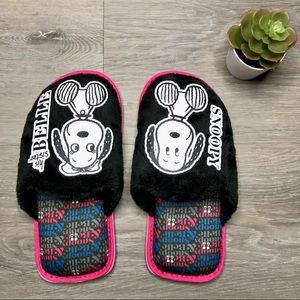 belle snoopy peanuts fluffy home slippers